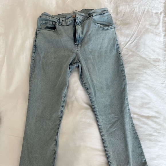 Good American Good Legs Jeans - Picture 5 of 5